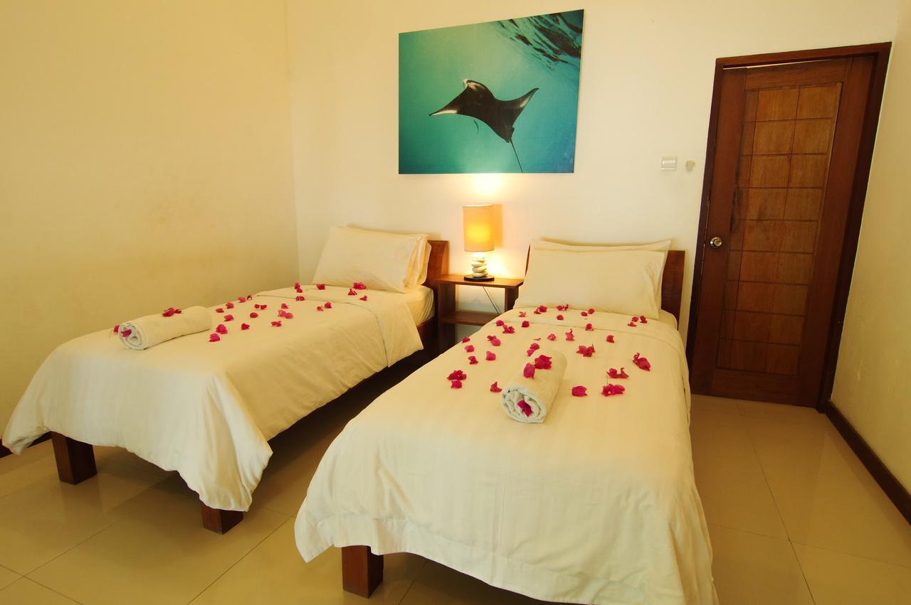 Kelapa Kecil Hotel Gili Trawangan Exterior photo